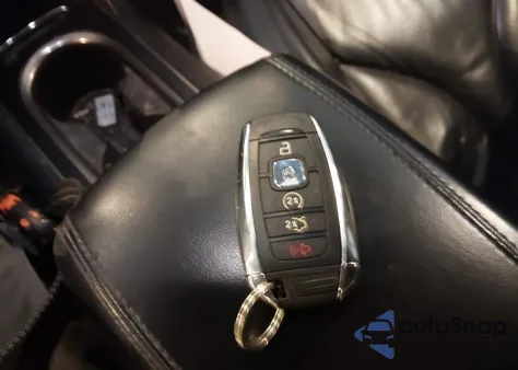 2017 Lincoln Mkc Select z USA, uszkodzony, nr VIN 5LMCJ2D94HUL61565